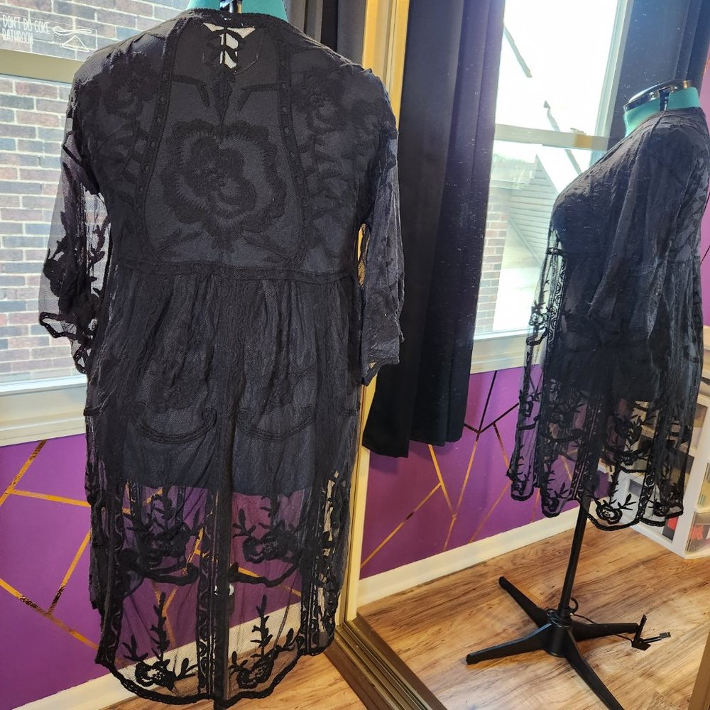 LC Lauren Conrad OS Black Sheer Lace Duster - Picture 4 of 7